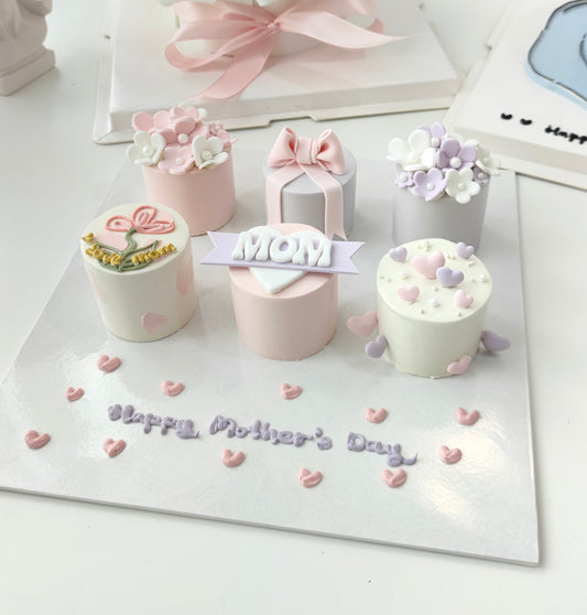 Mini 2 Inch Cake For Mom