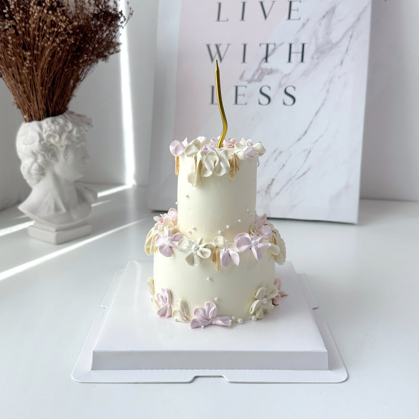 Mini 2 Tier_Fleurette