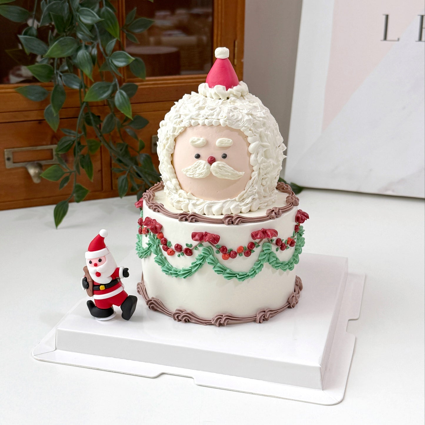 MINI 2 TIER_HoHo Santa