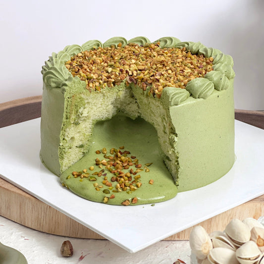 6 inch Pistachio Lava Cake (preorder 2 days in advanced)