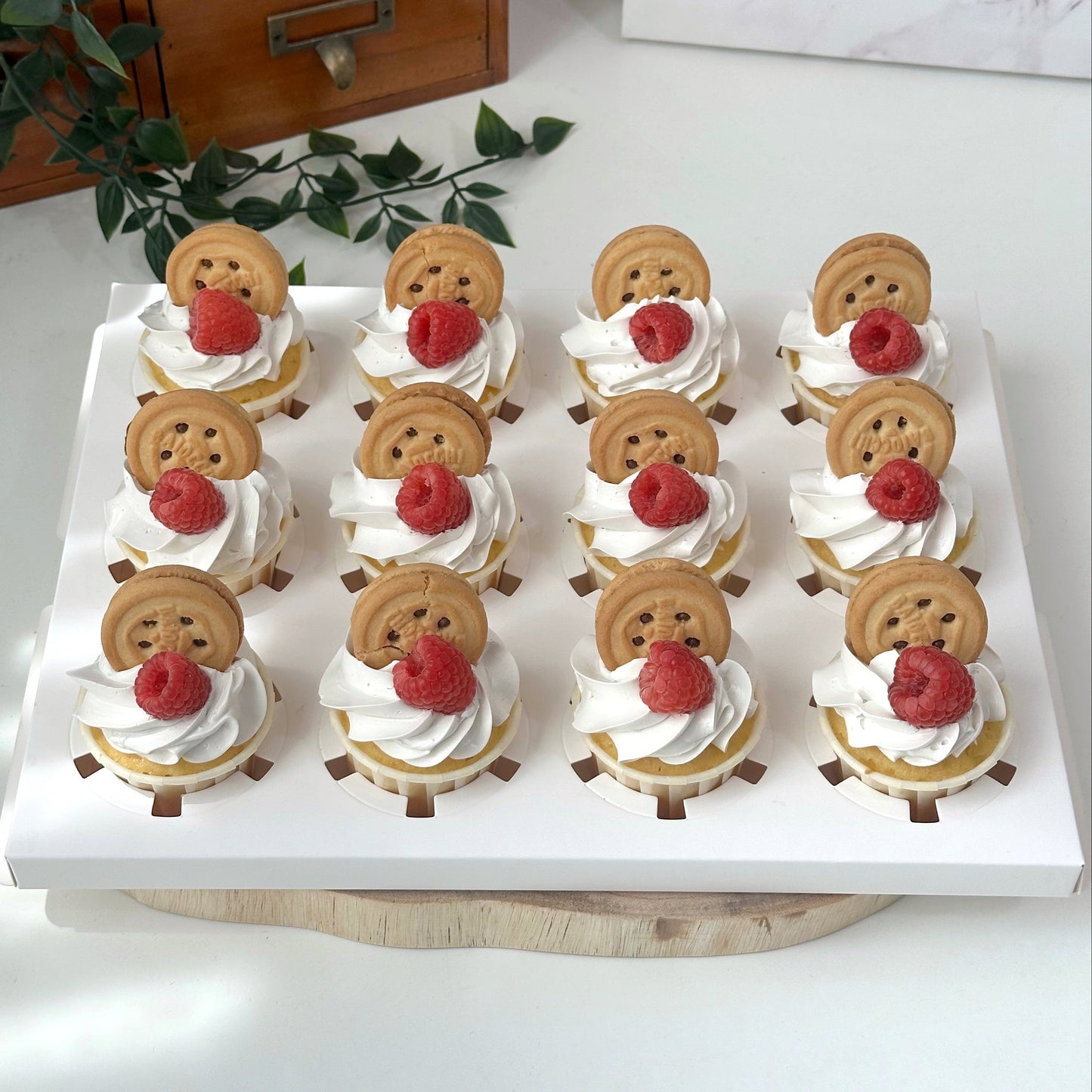 Raspberry Cookies Cupcakes